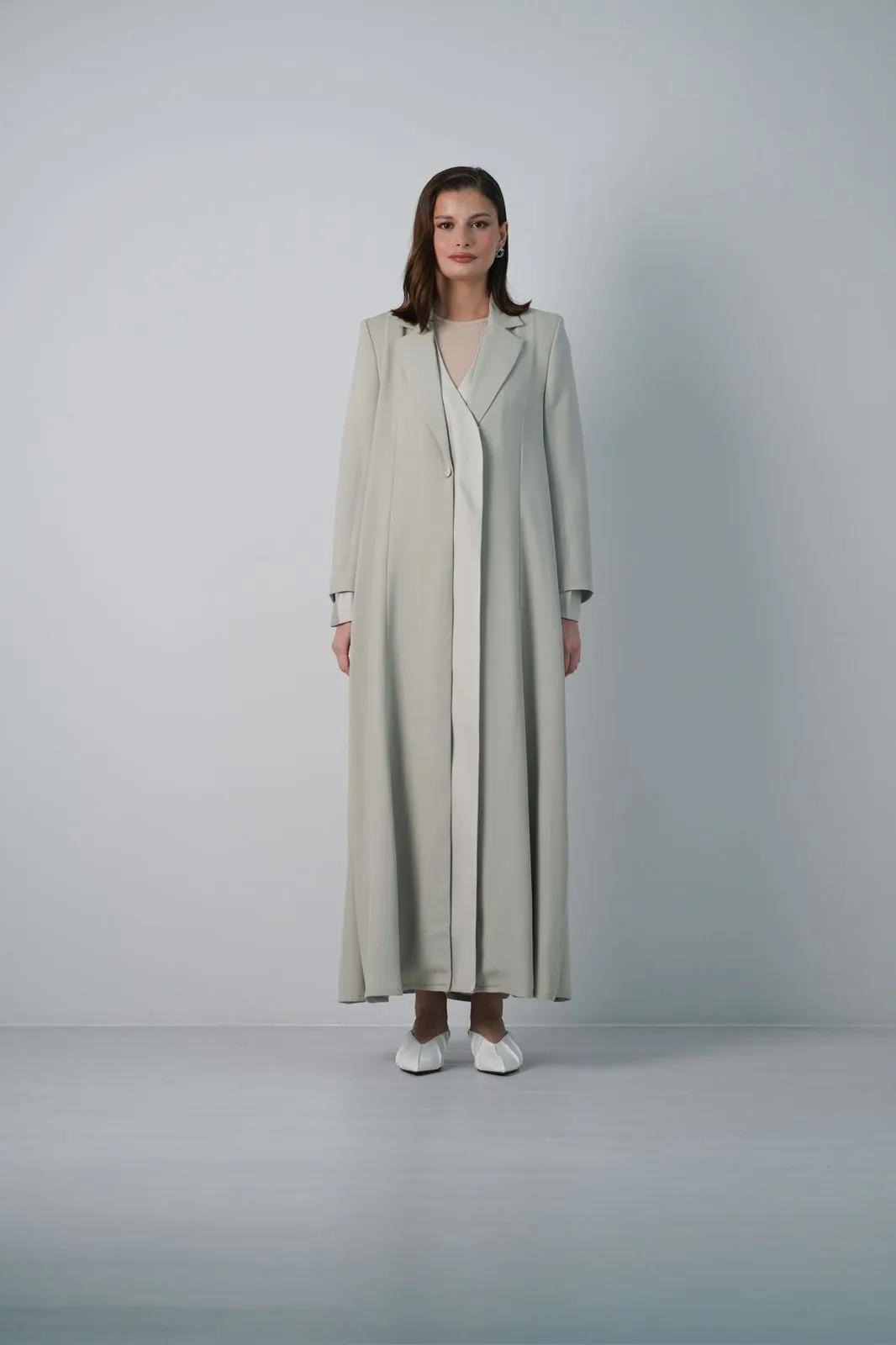 CASUAL CONSTAN-GY ABAYA