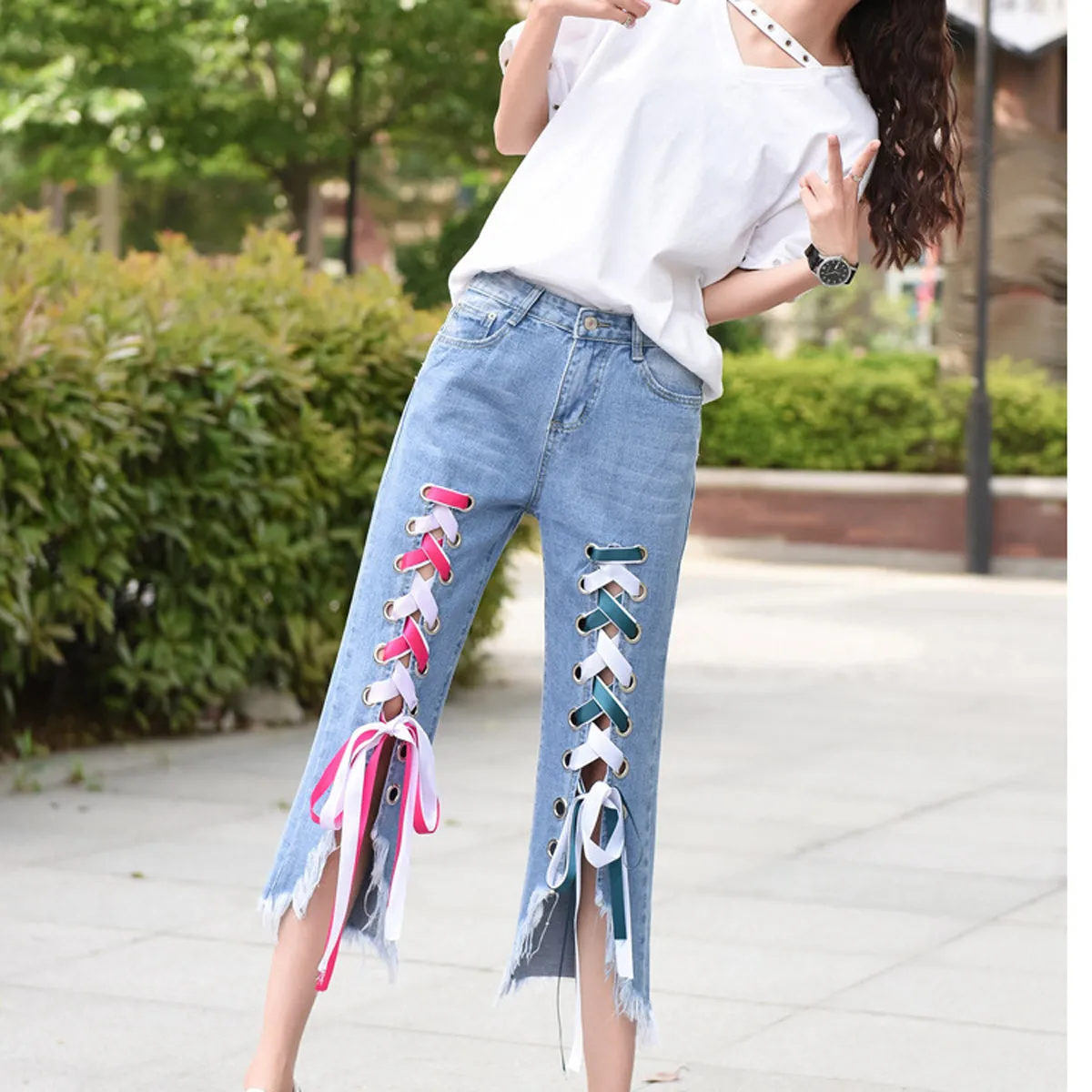 Color Straps Lace Up Rough Edge Irregular 3/4 Length Jeans