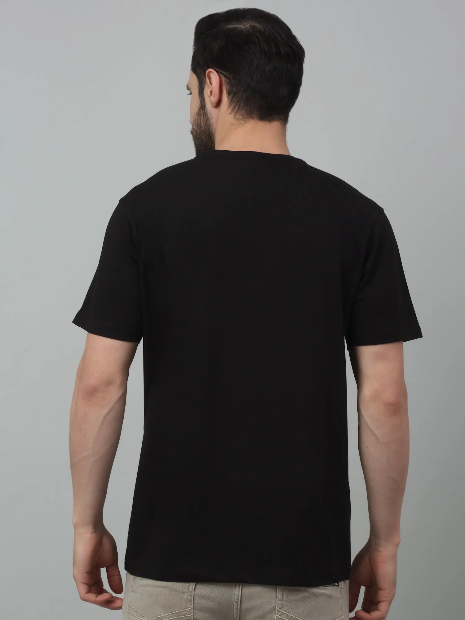 Men's Black  Round neck Half Sleeve T-Shirt with Typographic print