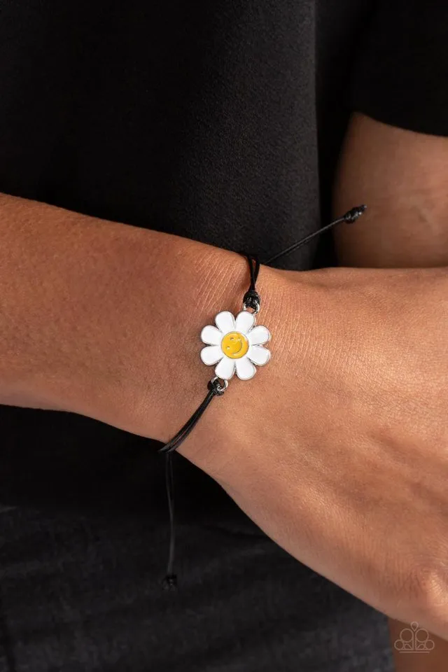 Paparazzi Bracelet ~ DAISY Little Thing - Black