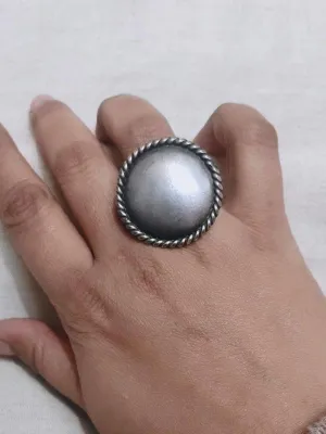 Silver-Look Adjustable Finger Ring with Chic Design | Sarichka